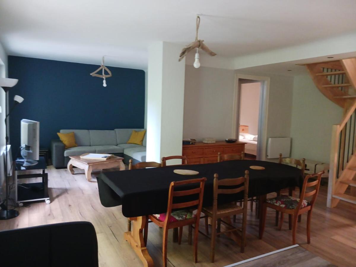 Loue Appartement Duplex De 90M2 Refait A Neuf Villefort  Ruang foto